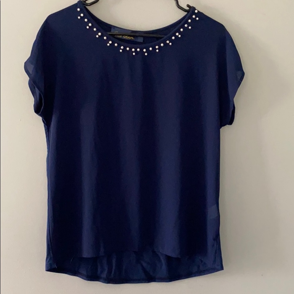 Short sleeve blouse